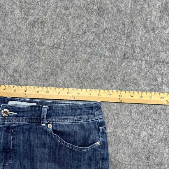 Chico's Platinum Denim Jeans Womens 1 Medium Blue Ultimate Fit Zip Hem Stretch - Picture 12 of 16